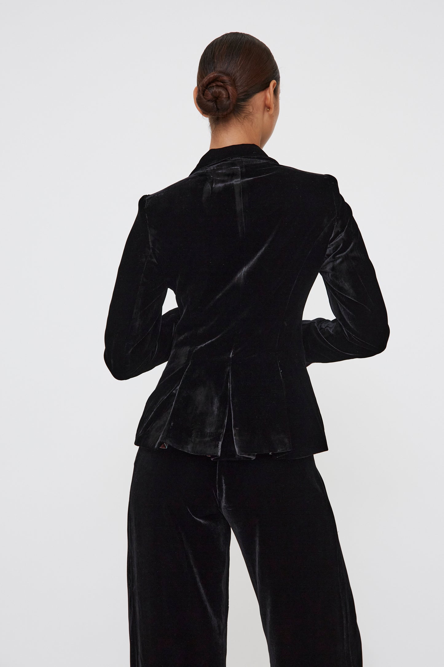 CHAQUETA TERCIOPELO NEGRA | COMING SOON